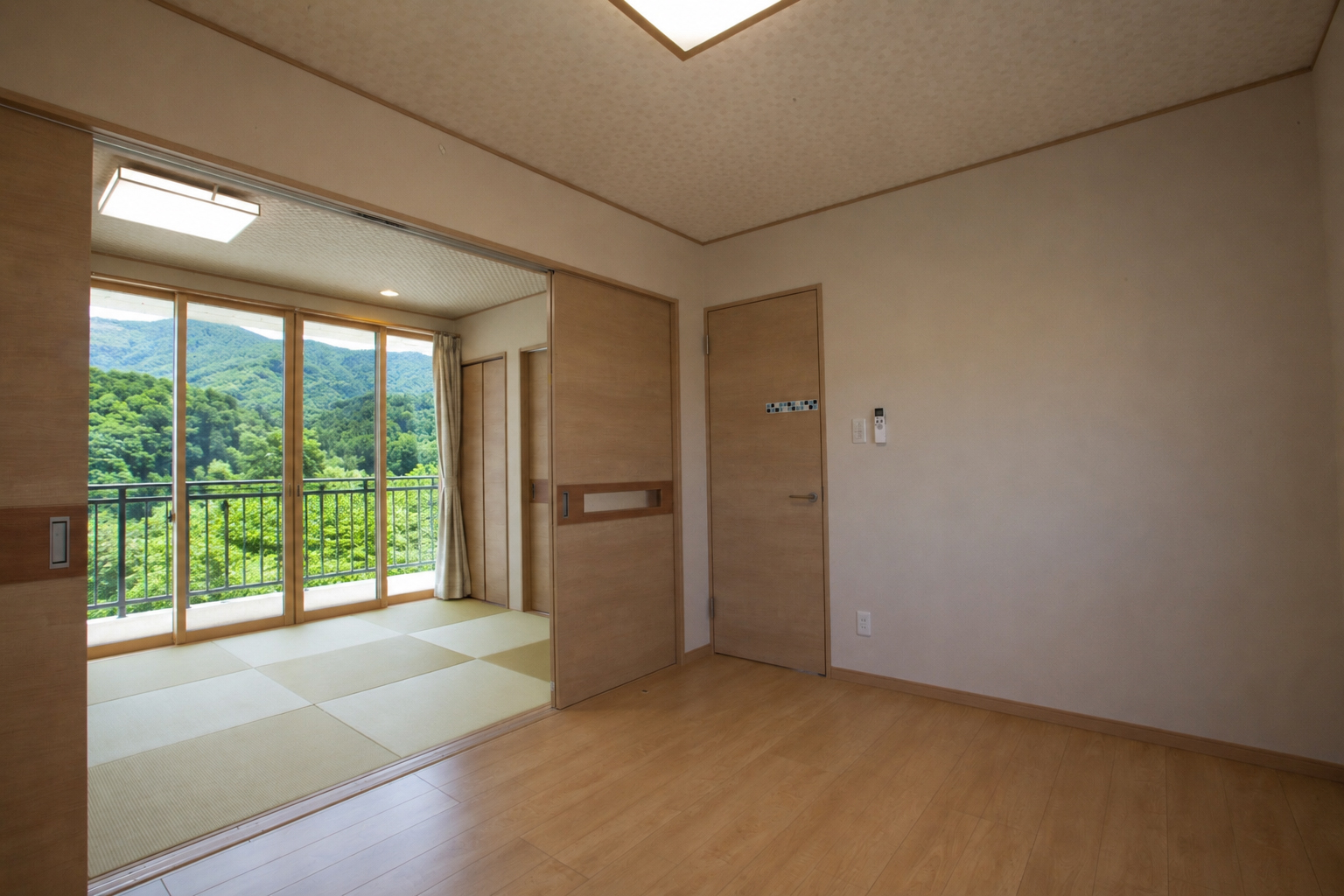 畳と中庭のある住まい